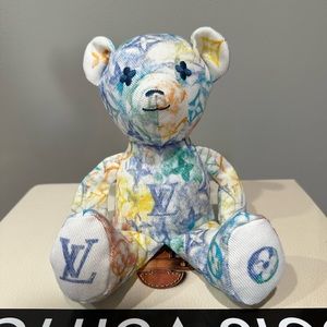 Louis Vuitton Doudou Louis Plush Bear GI0588